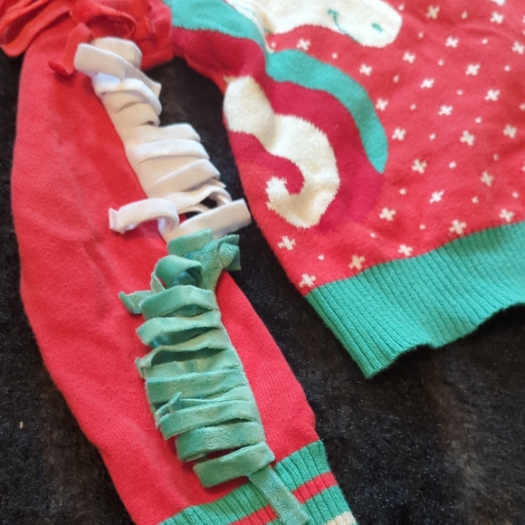 Red Kids Shirt with Horse Design - Picture 2 of 8